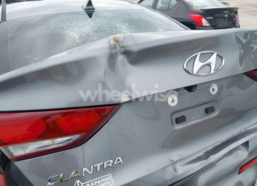 Photo 17 of 2018 Hyundai Elantra SEL (VIN 5NPD84LF6JH247903)