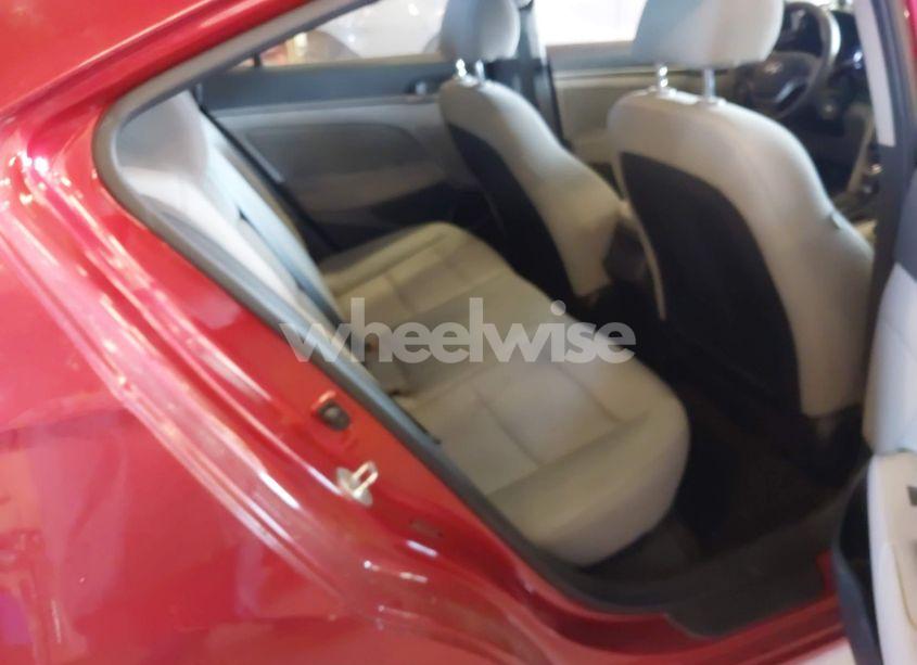 Photo 8 of 2018 Hyundai Elantra SEL (VIN 5NPD84LF6JH250834)