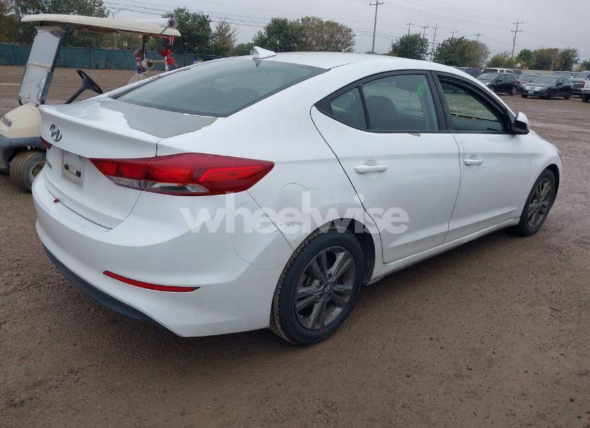 Photo 4 of 2018 Hyundai Elantra SEL (VIN 5NPD84LF6JH293537)