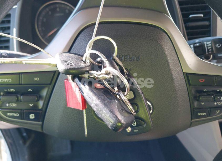 Photo 11 of 2018 Hyundai Elantra SEL (VIN 5NPD84LF6JH294137)