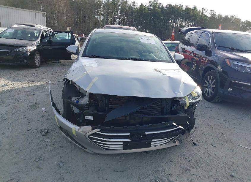 Photo 12 of 2018 Hyundai Elantra VALUE EDITION (VIN 5NPD84LF6JH300888)