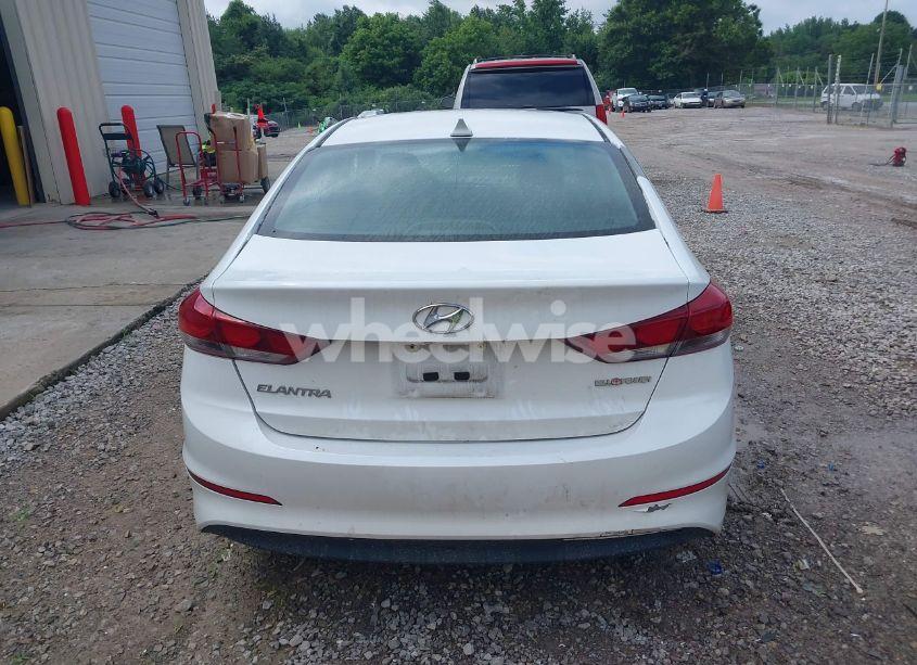 Photo 16 of 2018 Hyundai Elantra SEL (VIN 5NPD84LF6JH302155)