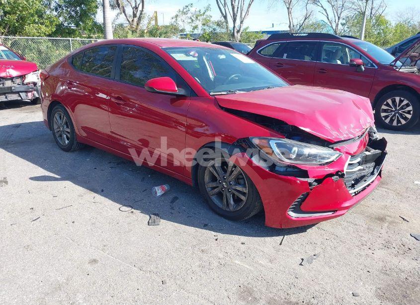 2018 Hyundai Elantra SEL (VIN 5NPD84LF6JH303600) main photo