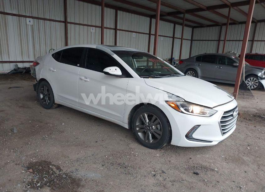 2018 Hyundai Elantra VALUE EDITION (VIN 5NPD84LF6JH317738) main photo