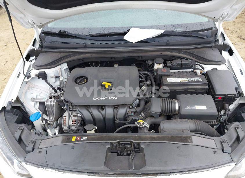 Photo 10 of 2018 Hyundai Elantra SEL (VIN 5NPD84LF6JH324821)