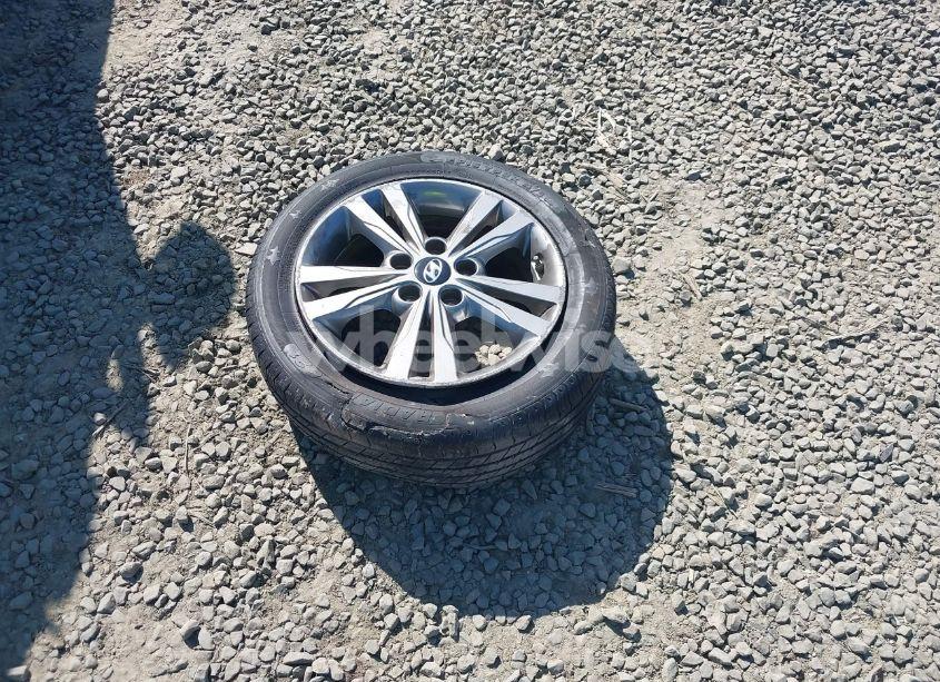 Photo 12 of 2018 Hyundai Elantra SEL (VIN 5NPD84LF6JH325922)