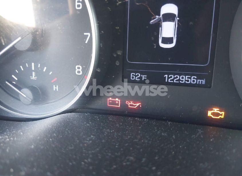 Photo 16 of 2018 Hyundai Elantra SEL (VIN 5NPD84LF6JH325922)