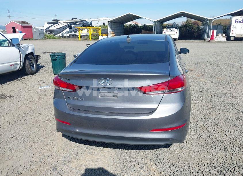 Photo 17 of 2018 Hyundai Elantra SEL (VIN 5NPD84LF6JH325922)