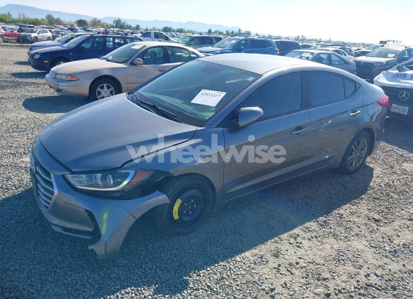 Photo 2 of 2018 Hyundai Elantra SEL (VIN 5NPD84LF6JH325922)