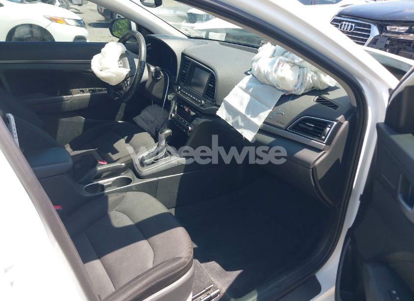 Photo 5 of 2018 Hyundai Elantra VALUE EDITION (VIN 5NPD84LF6JH334832)