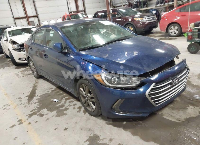 2018 Hyundai Elantra VALUE EDITION (VIN 5NPD84LF6JH352828) main photo