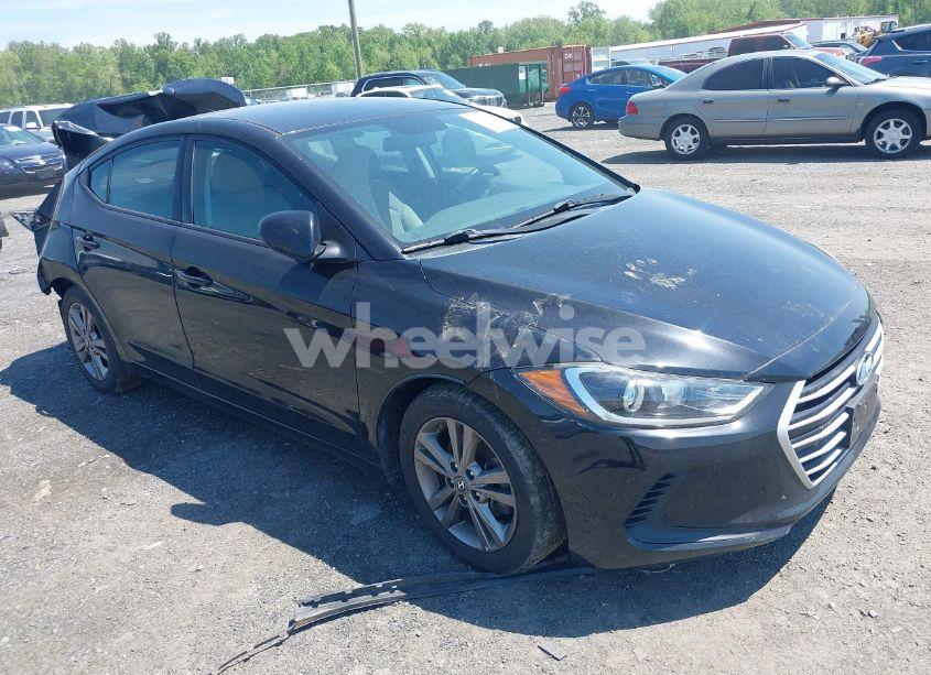 2018 Hyundai Elantra SEL (VIN 5NPD84LF6JH367510) main photo