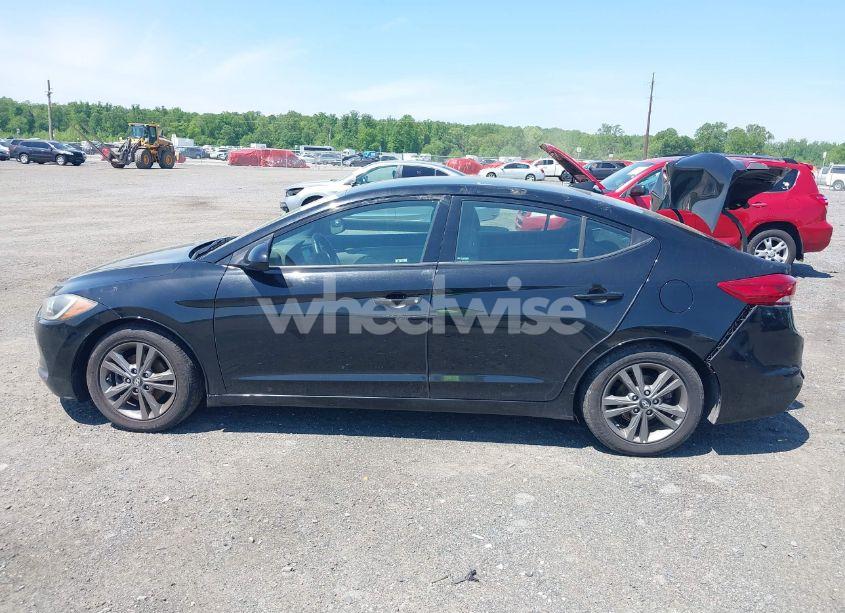 Photo 14 of 2018 Hyundai Elantra SEL (VIN 5NPD84LF6JH367510)