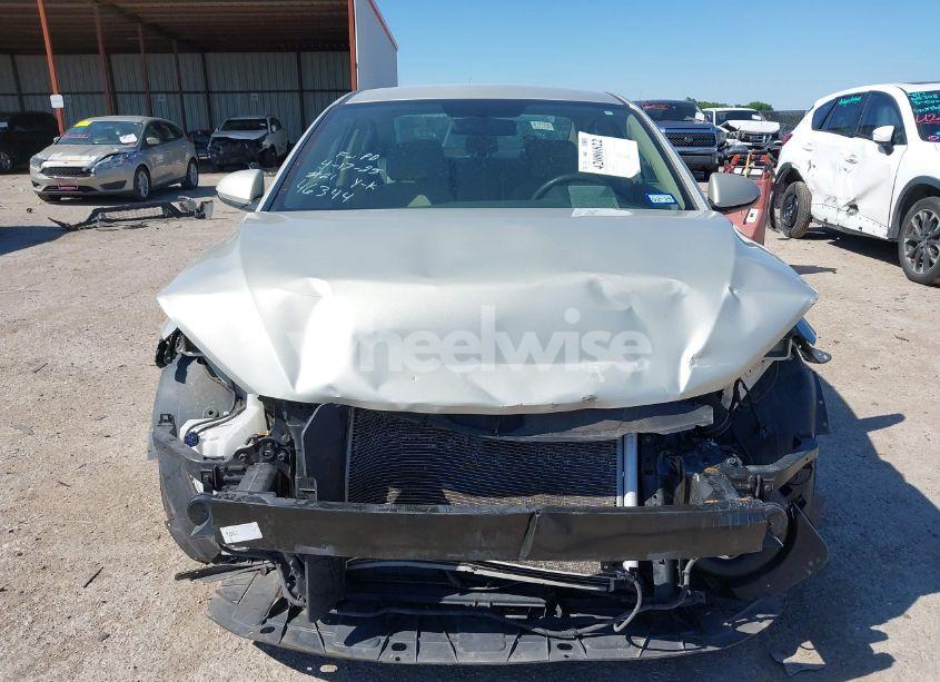 Photo 13 of 2018 Hyundai Elantra SEL (VIN 5NPD84LF6JH383402)