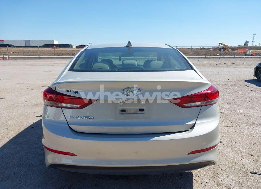Photo 17 of 2018 Hyundai Elantra SEL (VIN 5NPD84LF6JH383402)