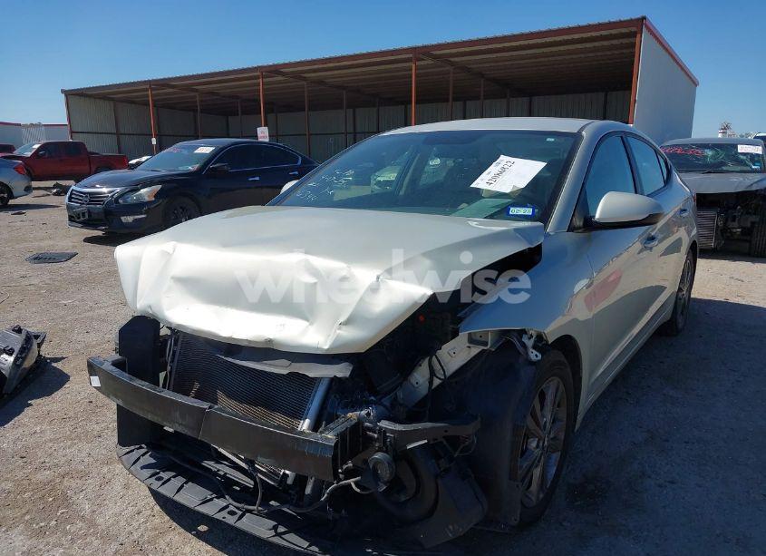 Photo 2 of 2018 Hyundai Elantra SEL (VIN 5NPD84LF6JH383402)