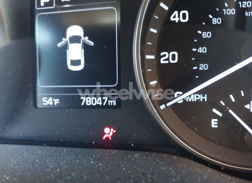 Photo 15 of 2018 Hyundai Elantra SEL (VIN 5NPD84LF6JH389068)