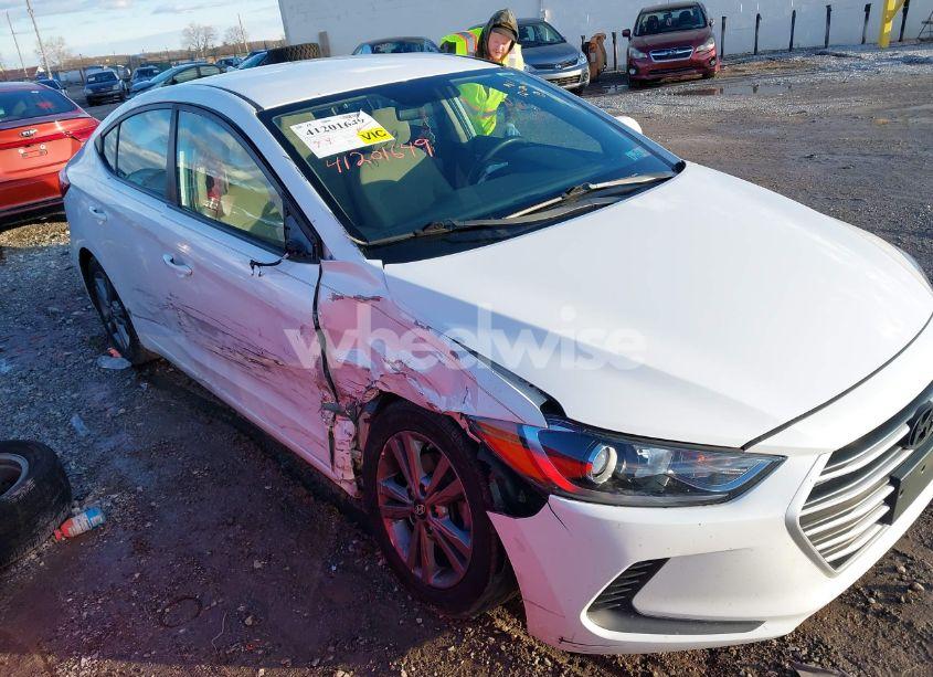 Photo 6 of 2018 Hyundai Elantra SEL (VIN 5NPD84LF6JH389068)