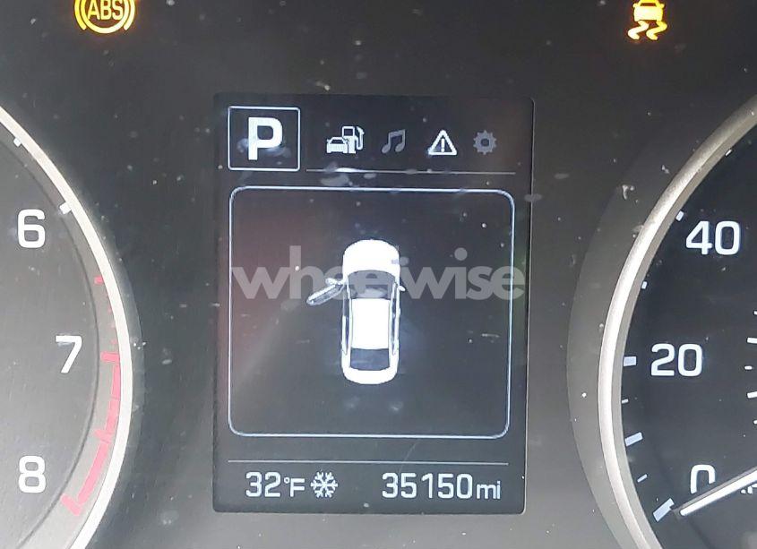 Photo 15 of 2018 Hyundai Elantra SEL (VIN 5NPD84LF6JH399258)