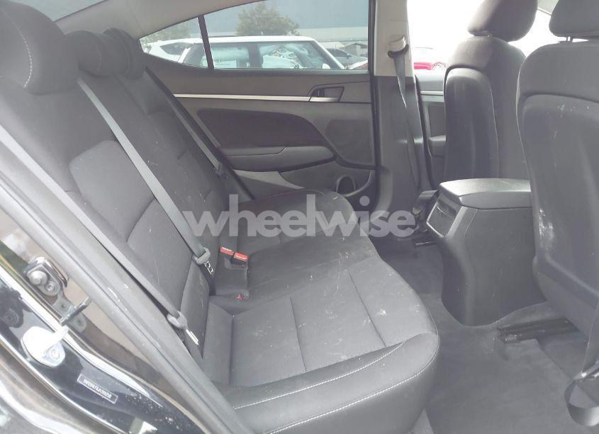 Photo 8 of 2018 Hyundai Elantra SEL (VIN 5NPD84LF6JH399258)
