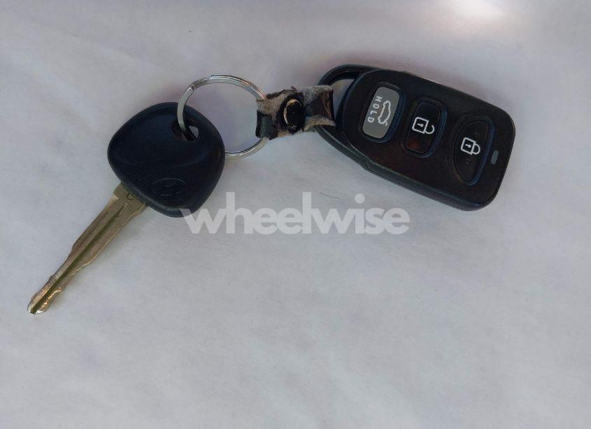 Photo 11 of 2019 Hyundai Elantra SEL (VIN 5NPD84LF6KH407067)