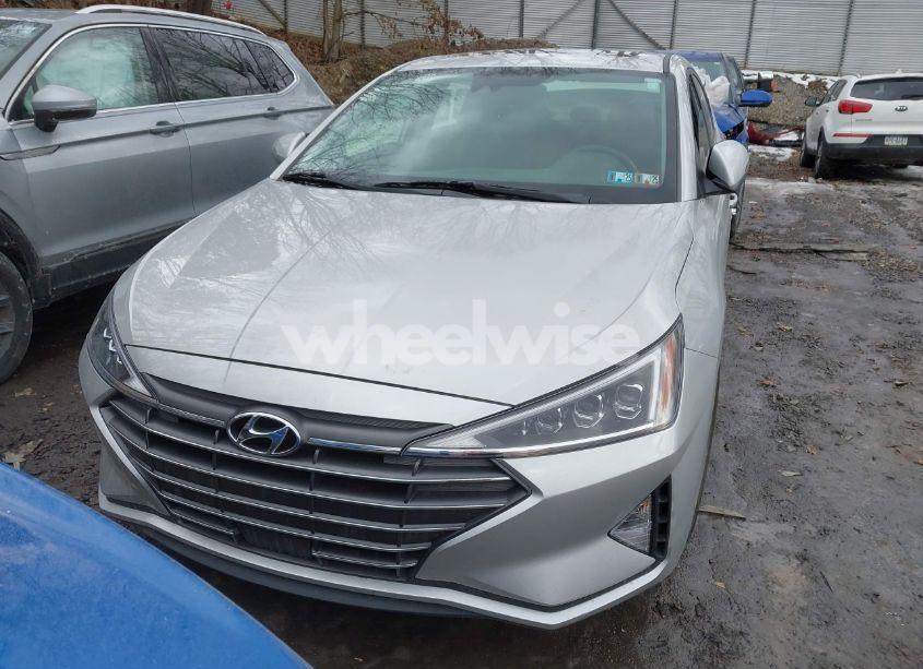 Photo 12 of 2019 Hyundai Elantra LIMITED (VIN 5NPD84LF6KH453451)