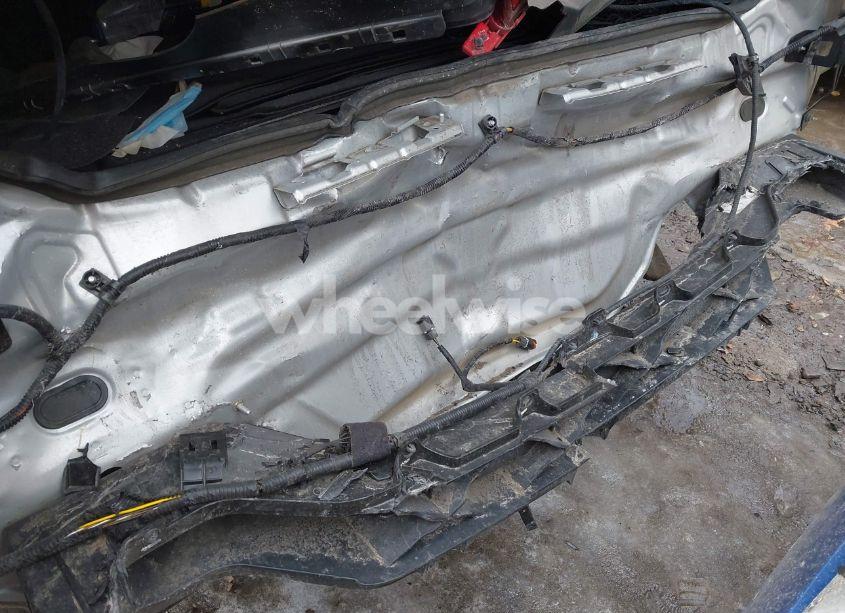 Photo 18 of 2019 Hyundai Elantra LIMITED (VIN 5NPD84LF6KH453451)