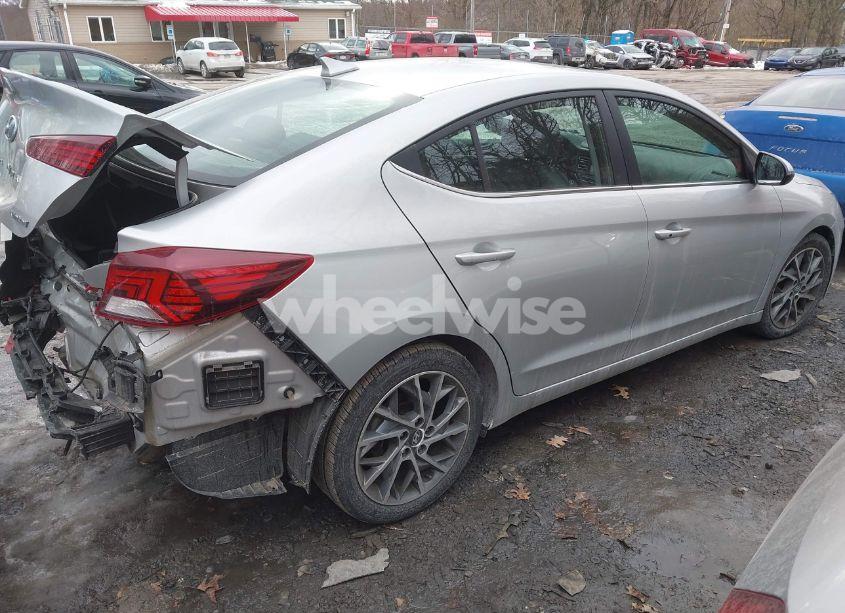 Photo 4 of 2019 Hyundai Elantra LIMITED (VIN 5NPD84LF6KH453451)