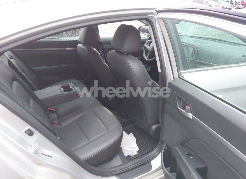 Photo 8 of 2019 Hyundai Elantra LIMITED (VIN 5NPD84LF6KH453451)