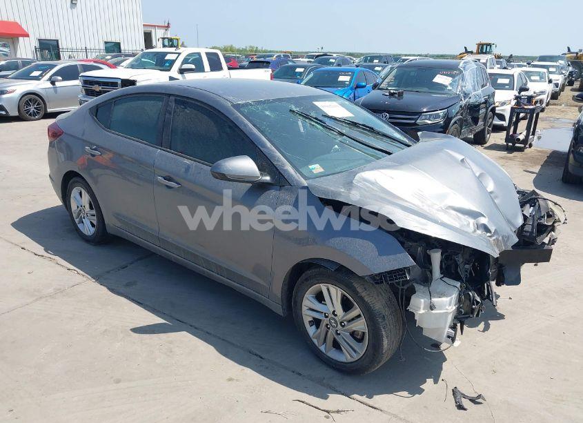 2019 Hyundai Elantra SEL (VIN 5NPD84LF6KH453627) main photo