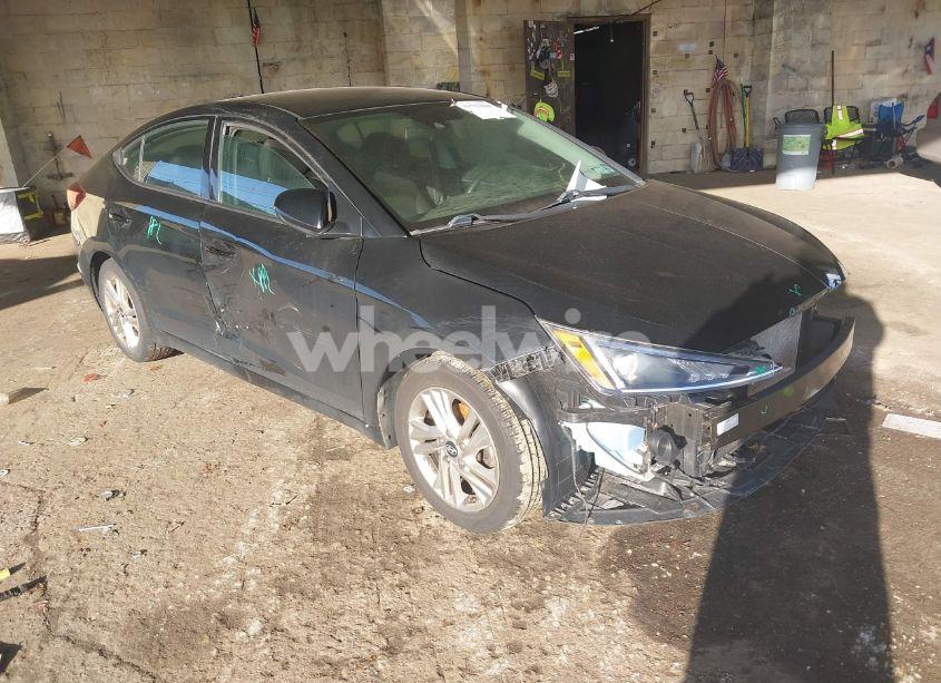 2019 Hyundai Elantra SEL (VIN 5NPD84LF6KH482108) main photo