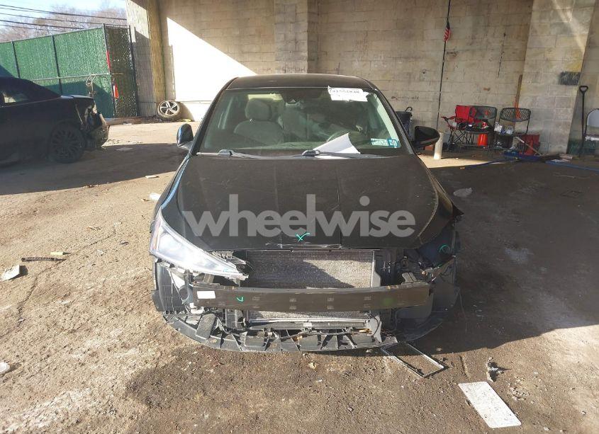 Photo 13 of 2019 Hyundai Elantra SEL (VIN 5NPD84LF6KH482108)