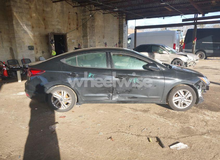 Photo 14 of 2019 Hyundai Elantra SEL (VIN 5NPD84LF6KH482108)