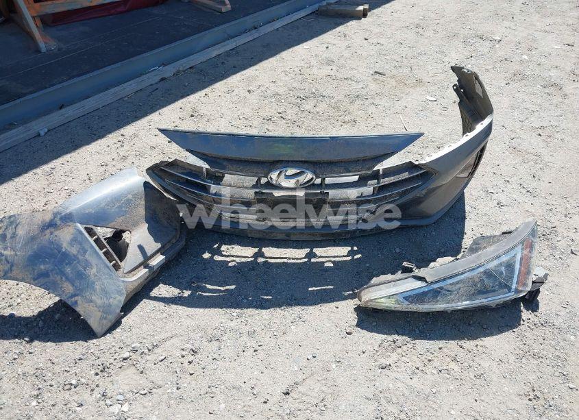 Photo 12 of 2019 Hyundai Elantra SEL (VIN 5NPD84LF6KH489088)