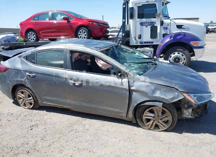 Photo 14 of 2019 Hyundai Elantra SEL (VIN 5NPD84LF6KH489088)