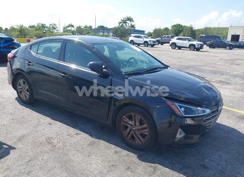 2019 Hyundai Elantra SEL (VIN 5NPD84LF6KH495005) main photo