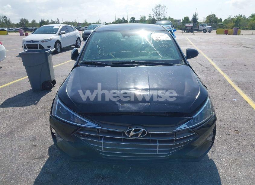 Photo 12 of 2019 Hyundai Elantra SEL (VIN 5NPD84LF6KH495005)