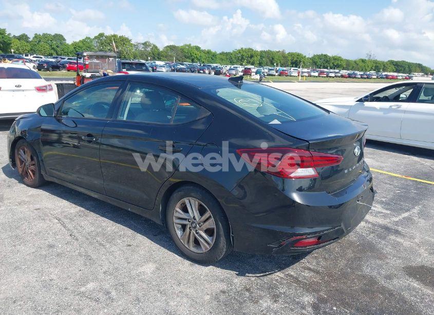 Photo 3 of 2019 Hyundai Elantra SEL (VIN 5NPD84LF6KH495005)