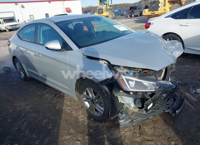 2019 Hyundai Elantra SEL (VIN 5NPD84LF6KH495702) main photo