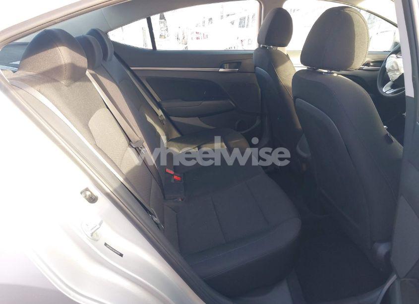 Photo 8 of 2019 Hyundai Elantra SEL (VIN 5NPD84LF6KH495702)