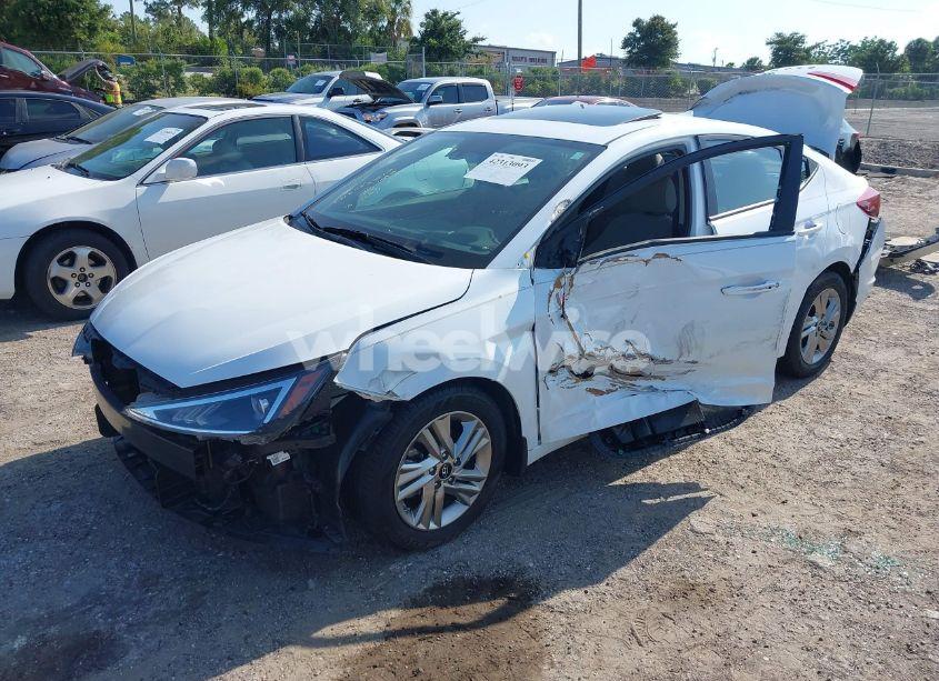 Photo 2 of 2020 Hyundai Elantra VALUE EDITION (VIN 5NPD84LF6LH499797)