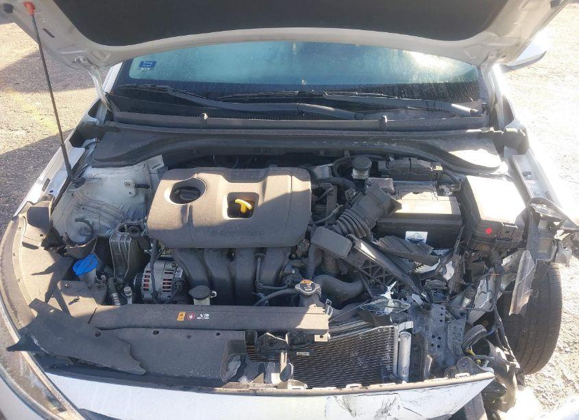 Photo 10 of 2020 Hyundai Elantra SEL (VIN 5NPD84LF6LH507008)
