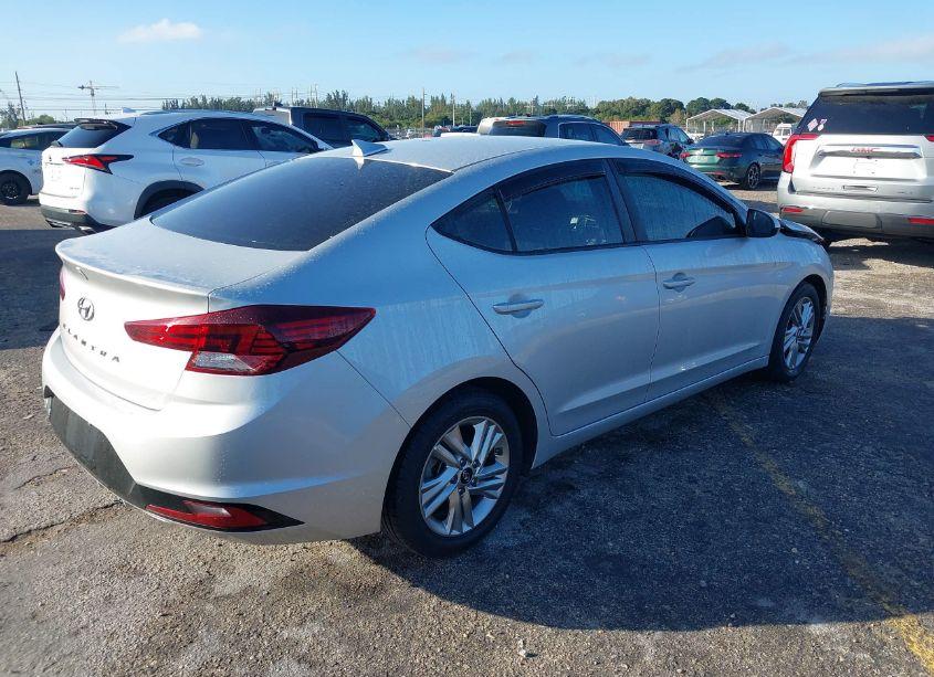 Photo 4 of 2020 Hyundai Elantra SEL (VIN 5NPD84LF6LH507008)