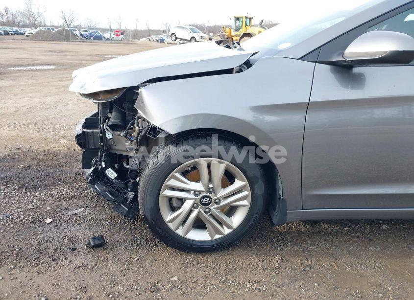 Photo 18 of 2020 Hyundai Elantra SEL (VIN 5NPD84LF6LH517148)
