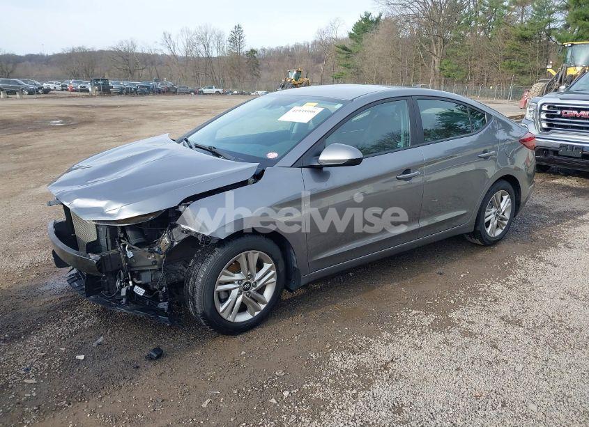 Photo 2 of 2020 Hyundai Elantra SEL (VIN 5NPD84LF6LH517148)