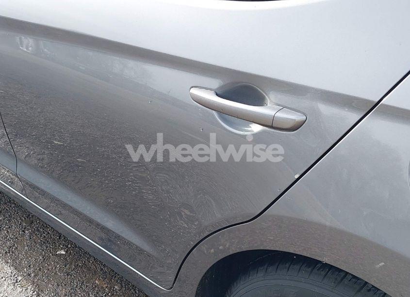 Photo 20 of 2020 Hyundai Elantra SEL (VIN 5NPD84LF6LH517148)