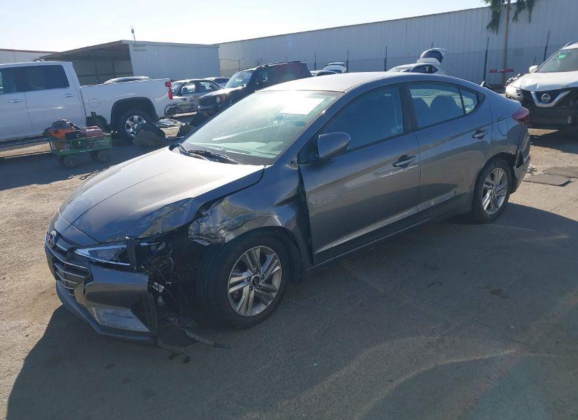 Photo 2 of 2020 Hyundai Elantra SEL (VIN 5NPD84LF6LH525184)