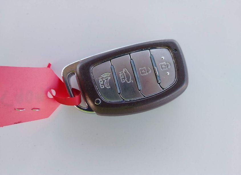 Photo 11 of 2020 Hyundai Elantra LIMITED (VIN 5NPD84LF6LH526853)