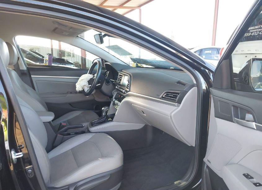 Photo 5 of 2020 Hyundai Elantra LIMITED (VIN 5NPD84LF6LH526853)
