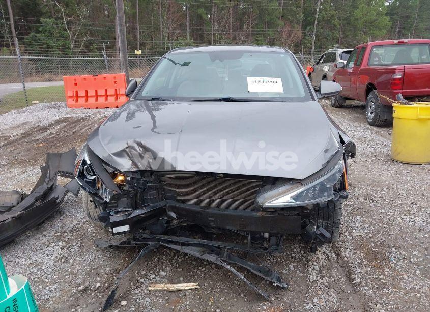 Photo 13 of 2020 Hyundai Elantra VALUE EDITION (VIN 5NPD84LF6LH527470)